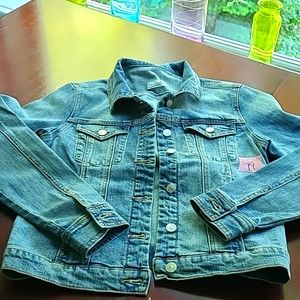 Bootleggers western style denim jacket super cute on!